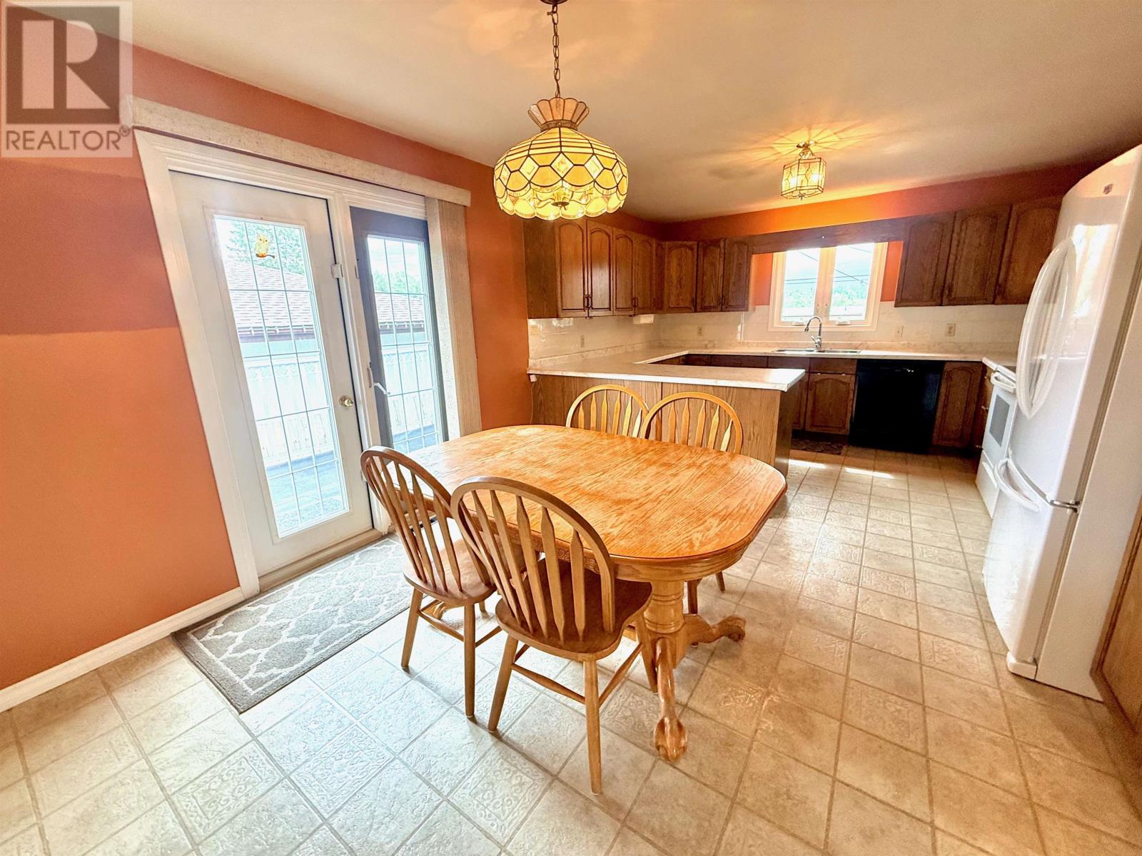 1 Kirkpatrick Ave, Kenora, Ontario  P9N 4K5 - Photo 4 - TB2602519