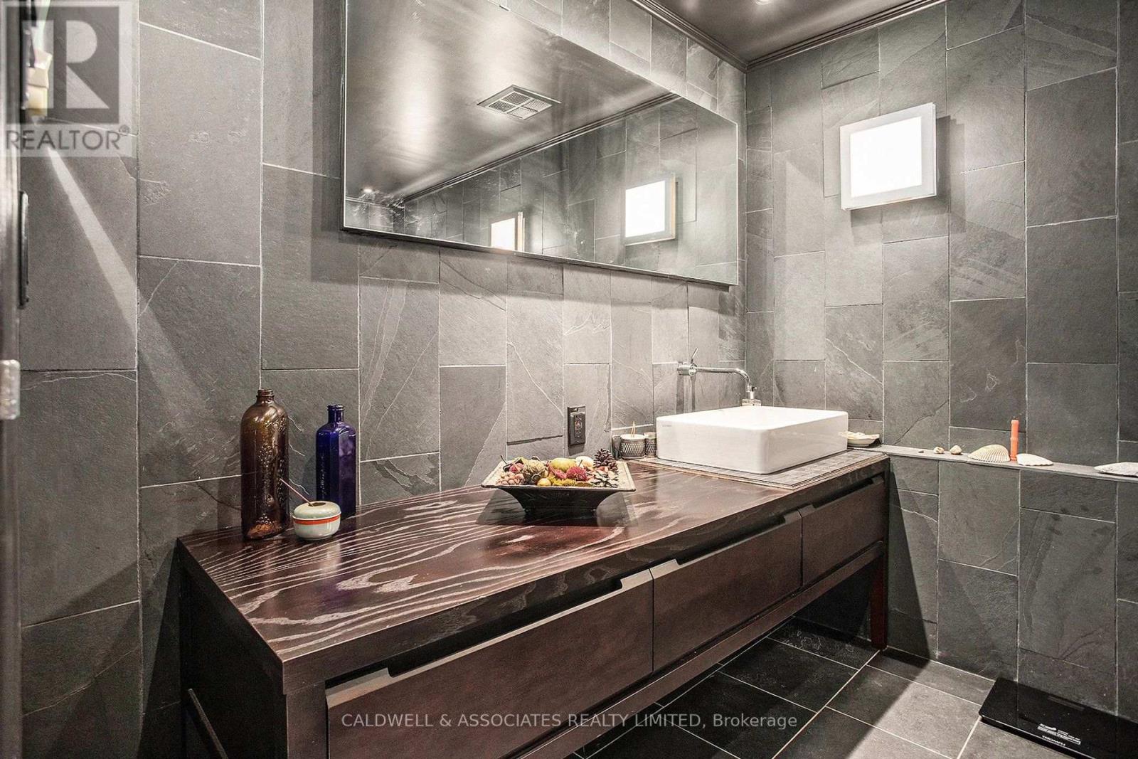 104 - 15 Murray Street, Ottawa, Ontario K1N 9M5 - Photo 23 - X13713434