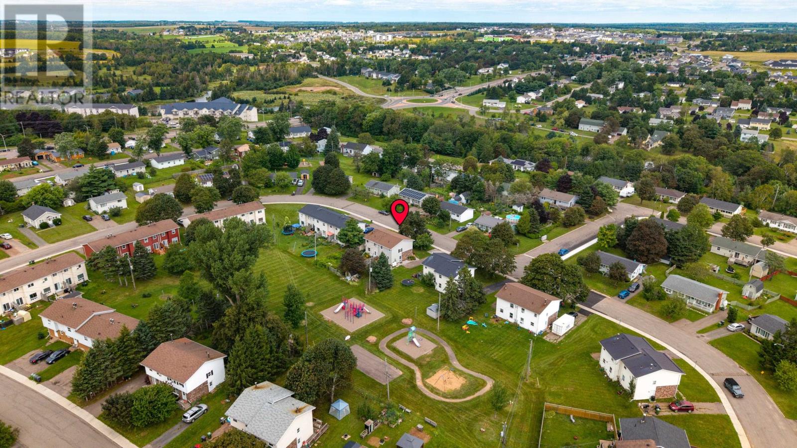 50 Andrews Court, Charlottetown, Prince Edward Island  C1C 1B1 - Photo 2 - 202621552