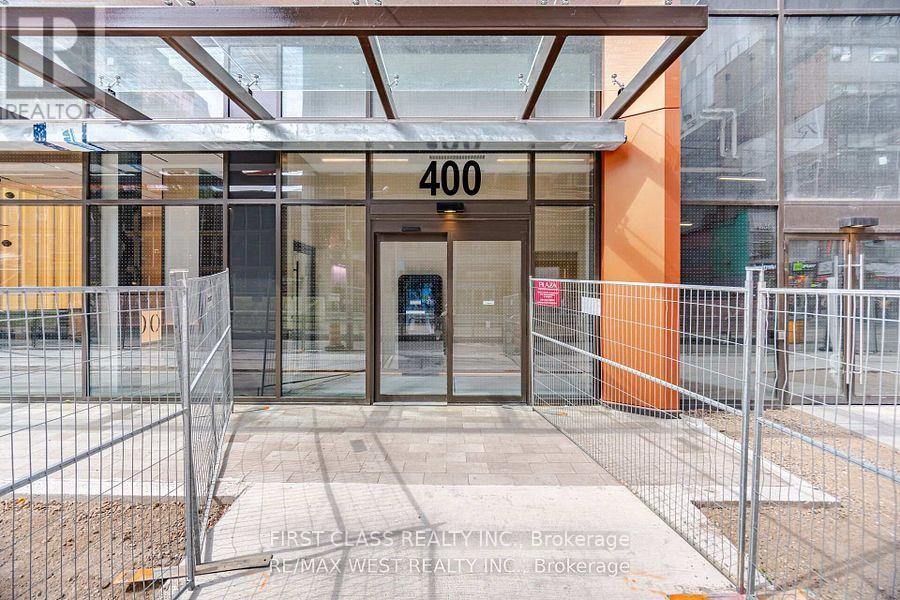 400 King Street W, Toronto, Ontario  M5V 0X8 - Photo 2 - C13713492