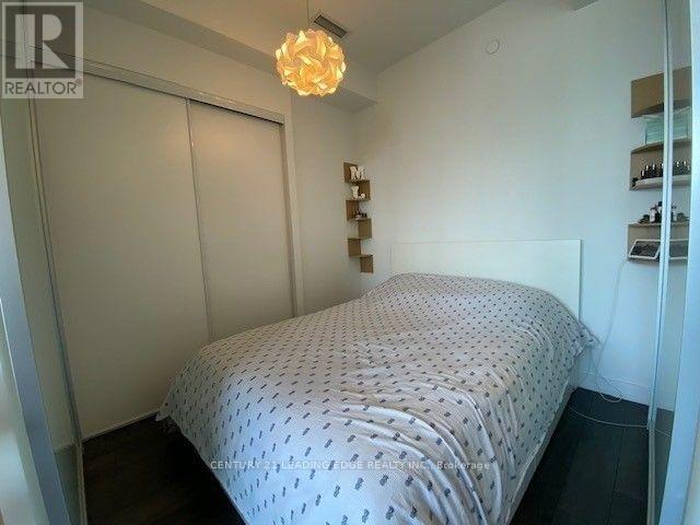 3208 - 28 Wellesley Street E, Toronto, Ontario  M4Y 0C4 - Photo 15 - C13713550