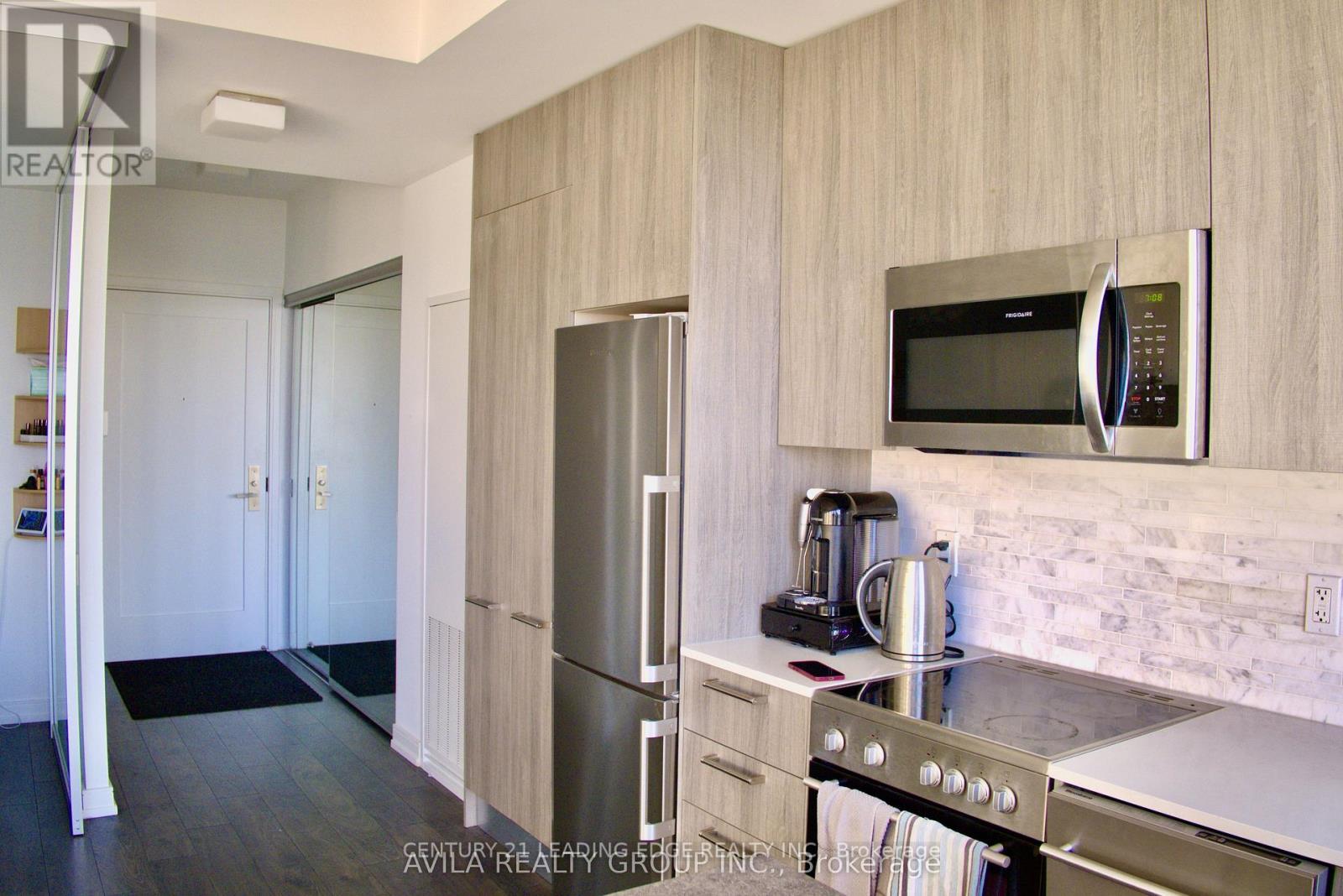 3208 - 28 Wellesley Street E, Toronto, Ontario  M4Y 0C4 - Photo 4 - C13713550