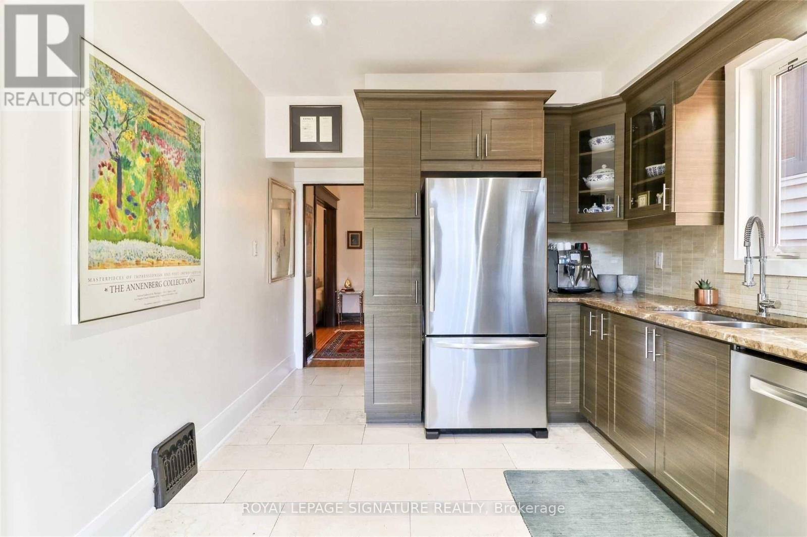 157 Northcliffe Boulevard, Toronto, Ontario  M6E 3K5 - Photo 17 - C13713554