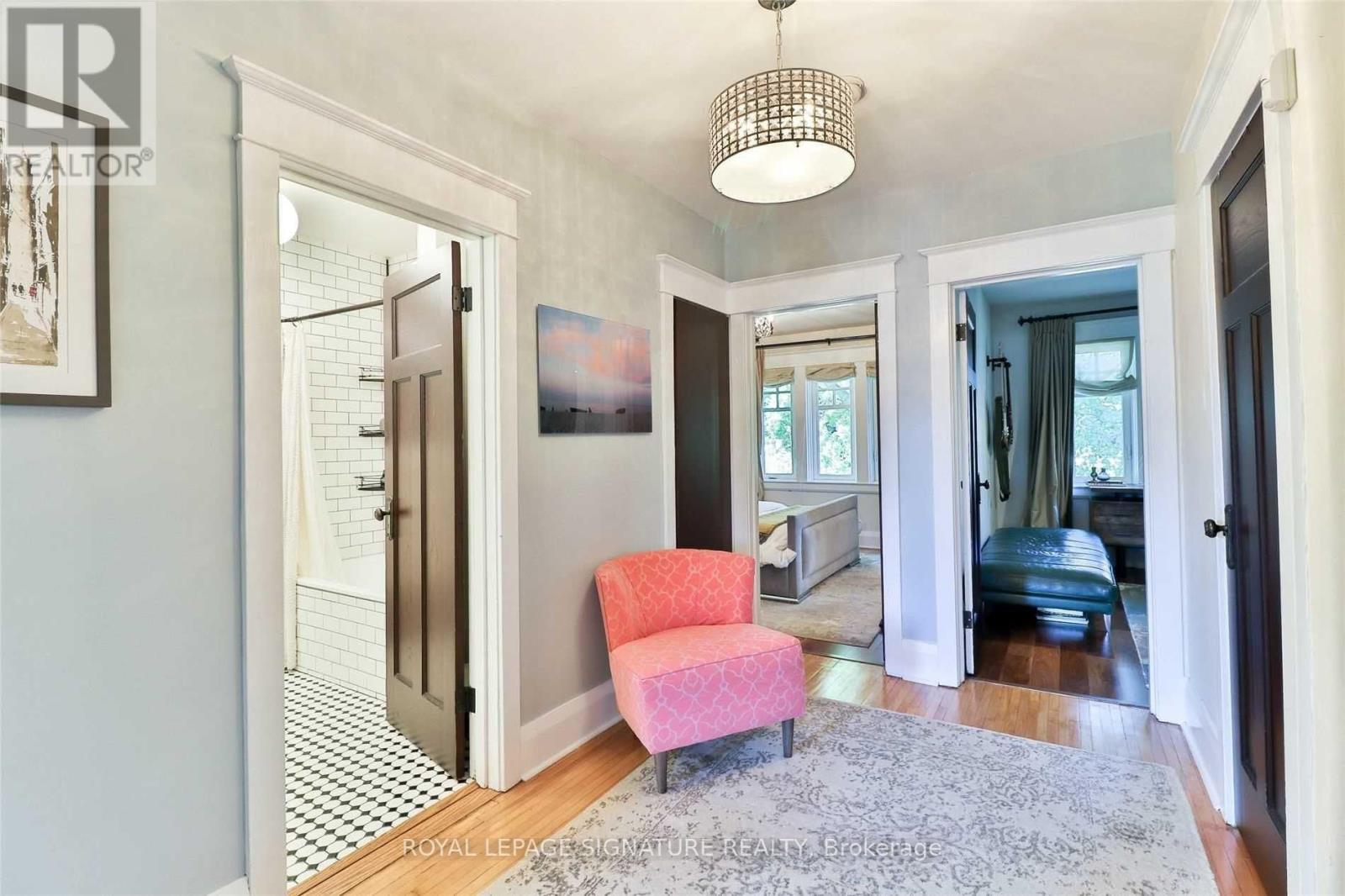 157 Northcliffe Boulevard, Toronto, Ontario  M6E 3K5 - Photo 19 - C13713554