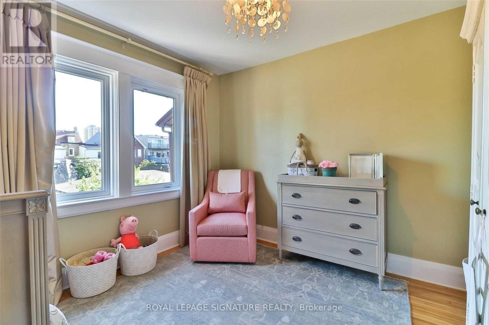 157 Northcliffe Boulevard, Toronto, Ontario  M6E 3K5 - Photo 26 - C13713554