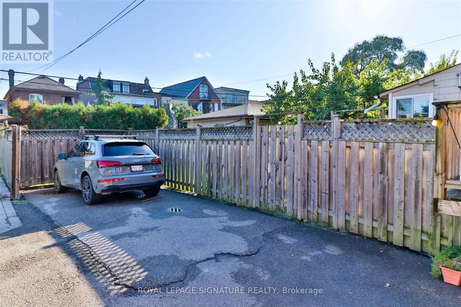 157 Northcliffe Boulevard, Toronto, Ontario  M6E 3K5 - Photo 39 - C13713554