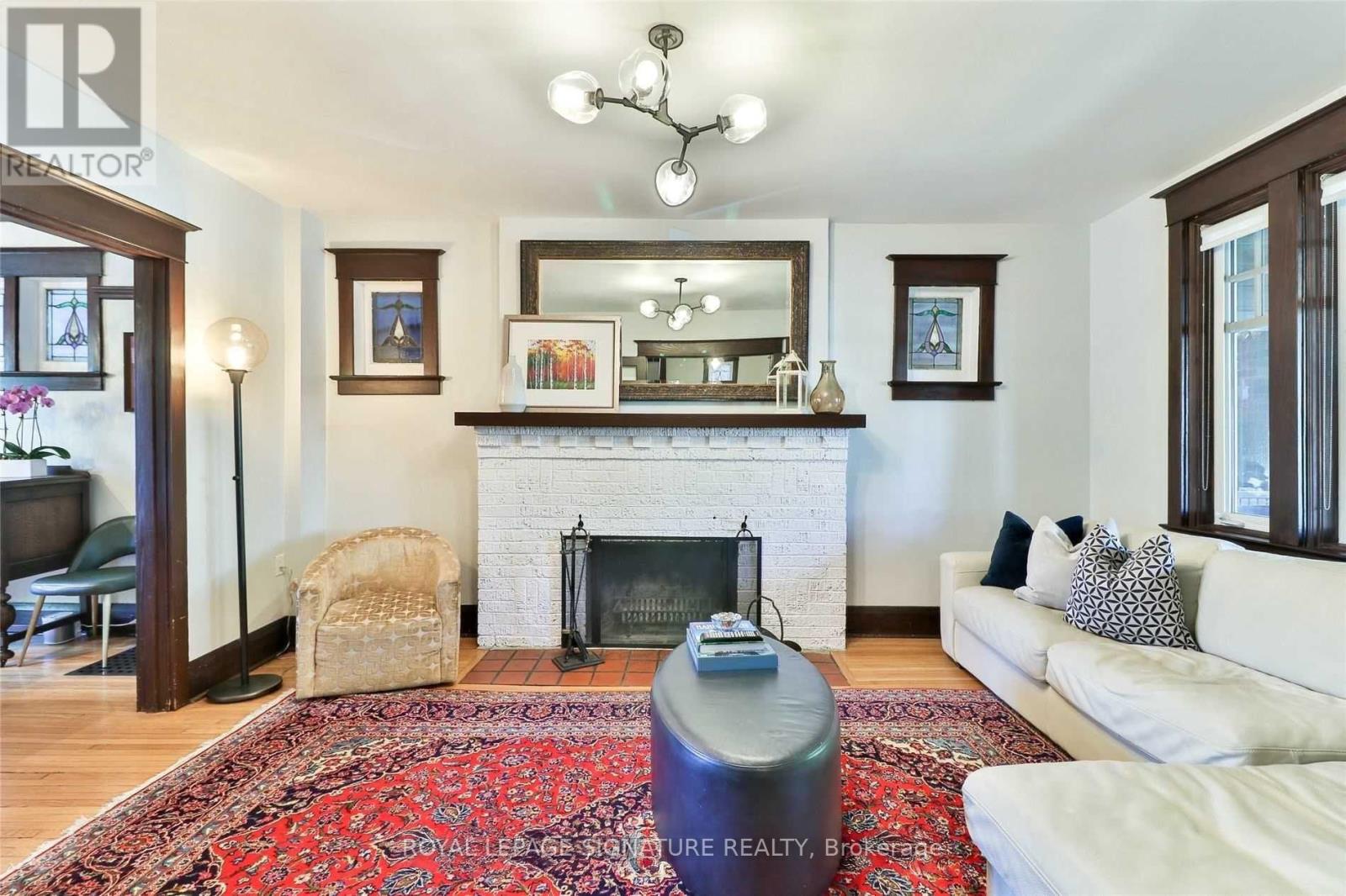 157 Northcliffe Boulevard, Toronto, Ontario  M6E 3K5 - Photo 6 - C13713554