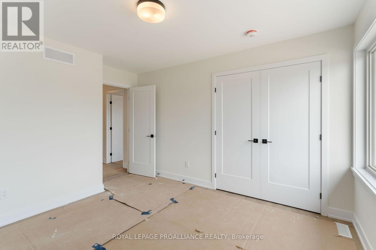 1024 Moore Street, Brockville, Ontario  K6V 0H2 - Photo 35 - X13713044