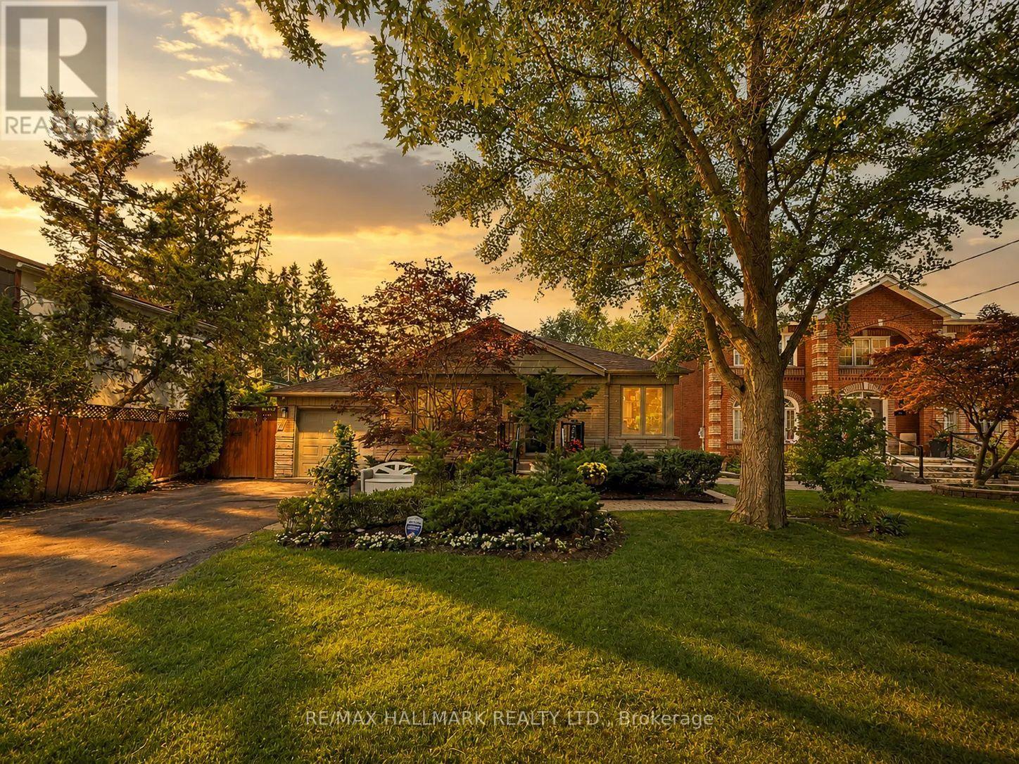 52 COLONEL DANFORTH TRAIL, Toronto, Ontario