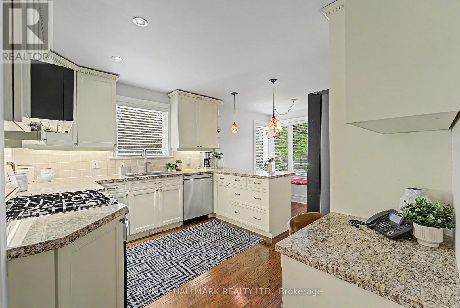 52 Colonel Danforth Trail, Toronto, Ontario  M1C 1R1 - Photo 7 - E13713518