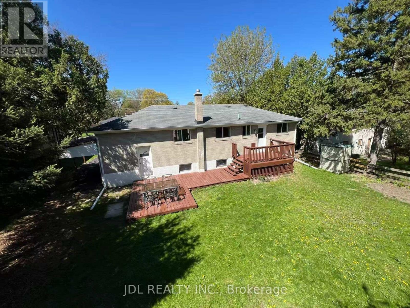 105 Park Avenue, Newmarket, Ontario  L3Y 1T6 - Photo 35 - N13713524