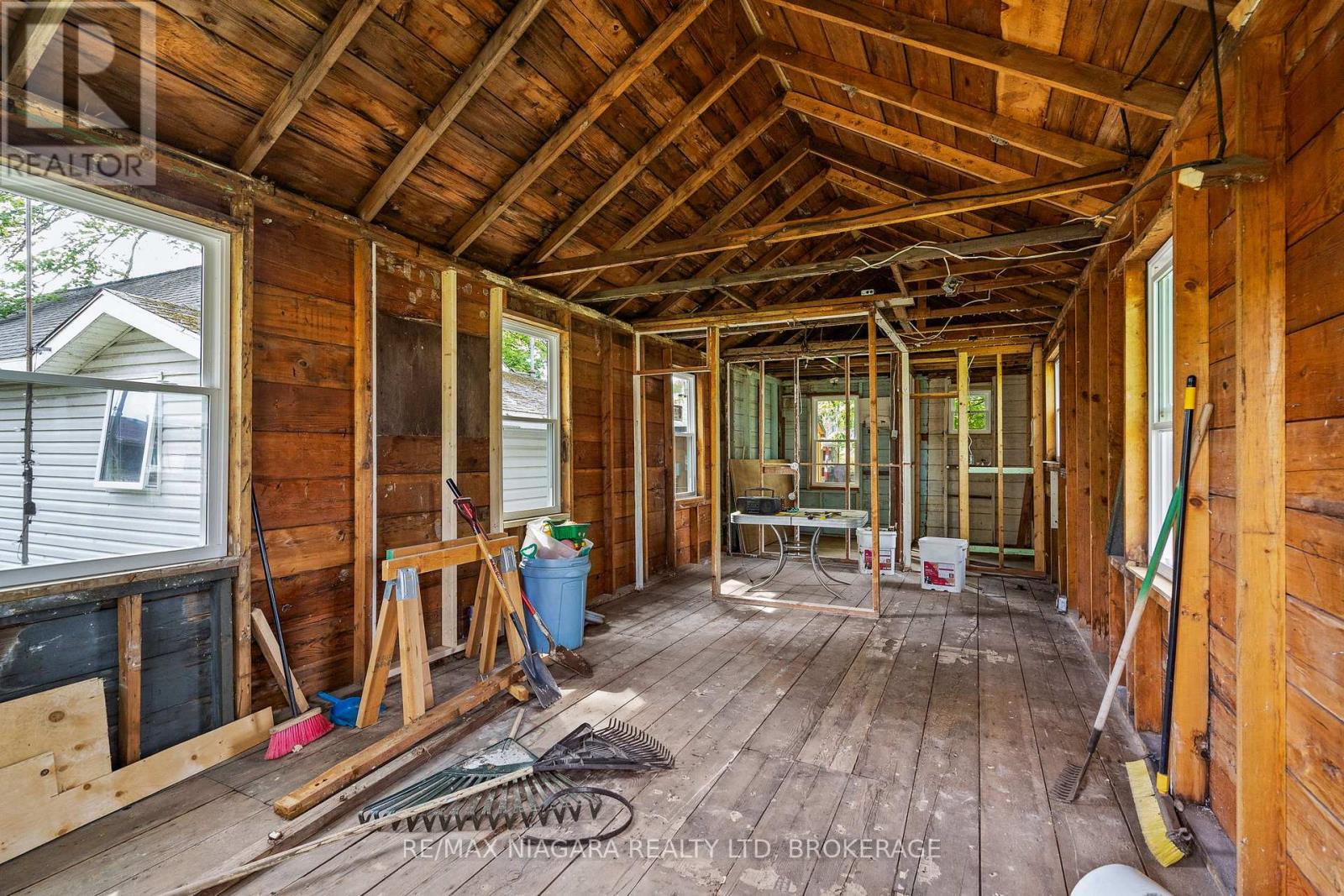 12213 Lakeshore Road, Wainfleet, Ontario  L0S 1V0 - Photo 14 - X13515536