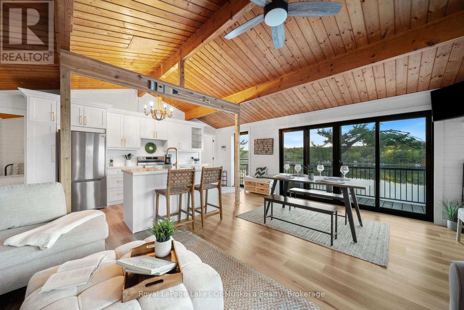 3102 Twelve Mile Bay Road, Georgian Bay, Ontario  P0C 1H0 - Photo 27 - X13713442