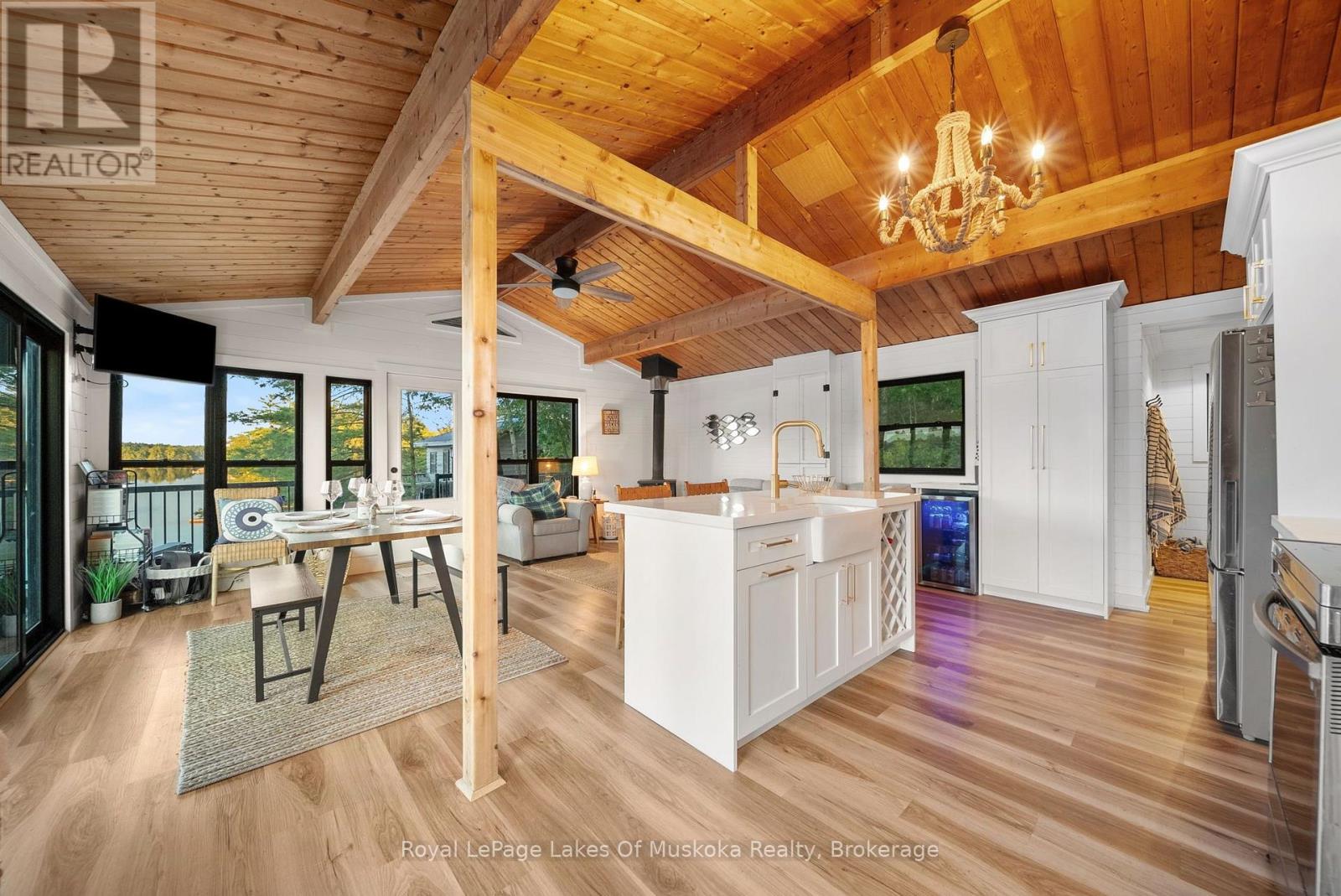 3102 Twelve Mile Bay Road, Georgian Bay, Ontario  P0C 1H0 - Photo 32 - X13713442
