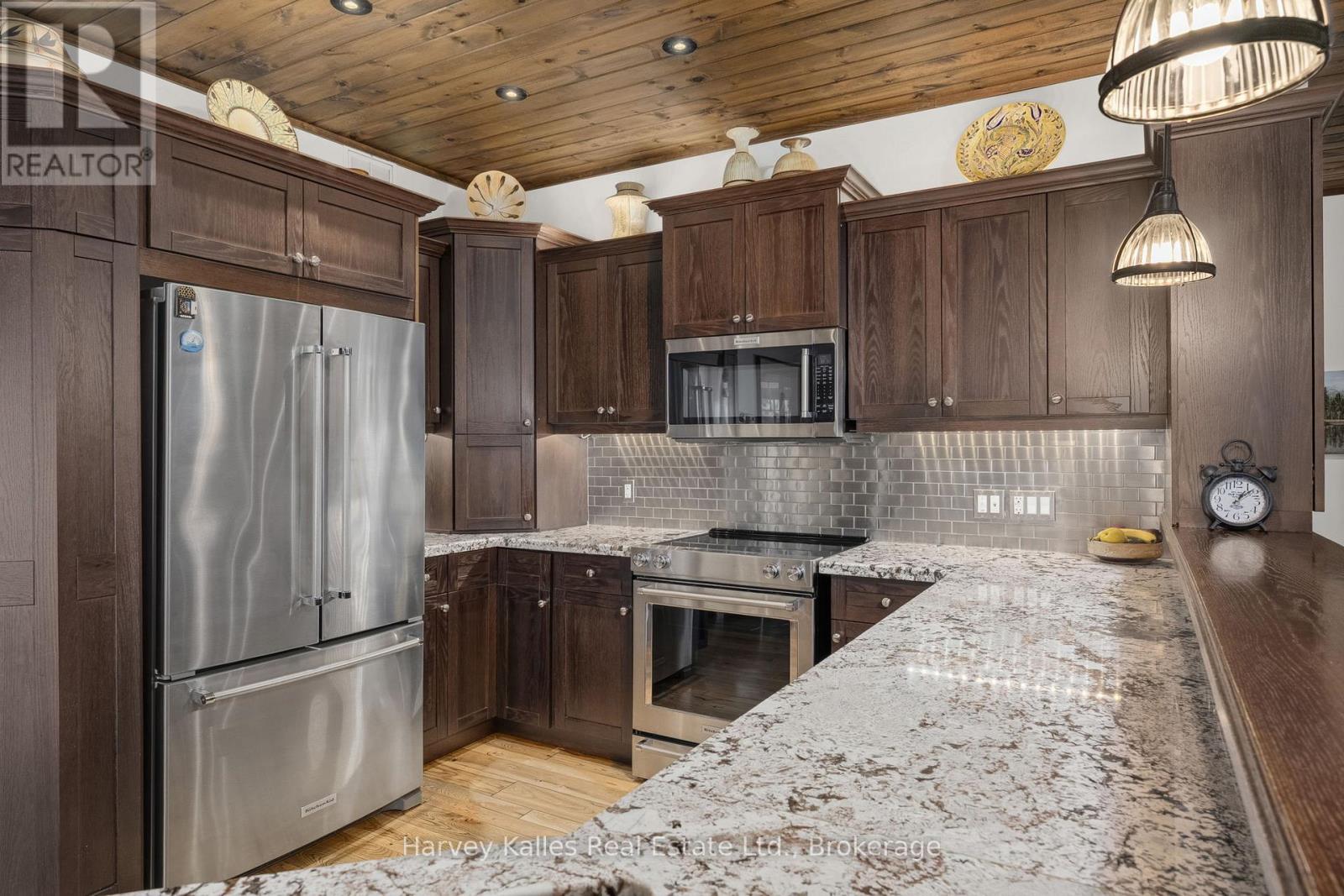 1059 Bona Vista Road, Lake Of Bays, Ontario  P1H 2J3 - Photo 11 - X13713472