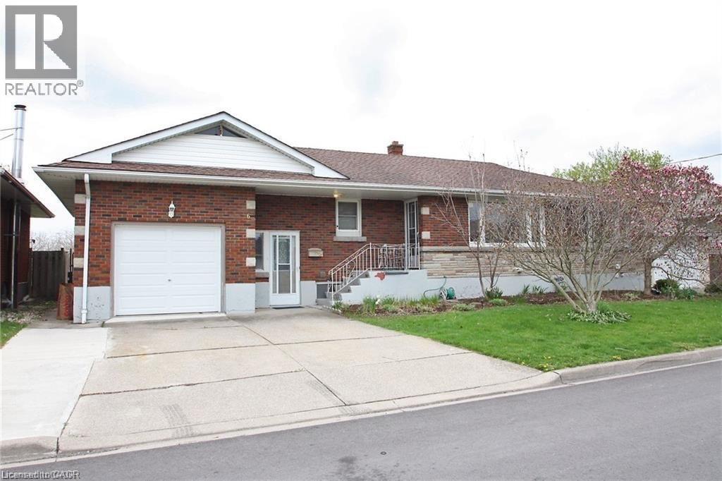 6 Myrtle Avenue Unit# Upper, St. Catharines, Ontario  L2M 5W1 - Photo 1 - 40855281