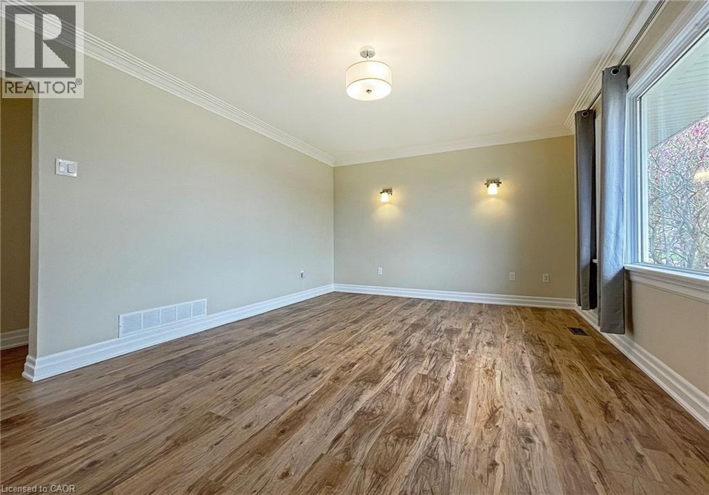 6 Myrtle Avenue Unit# Upper, St. Catharines, Ontario  L2M 5W1 - Photo 6 - 40855281