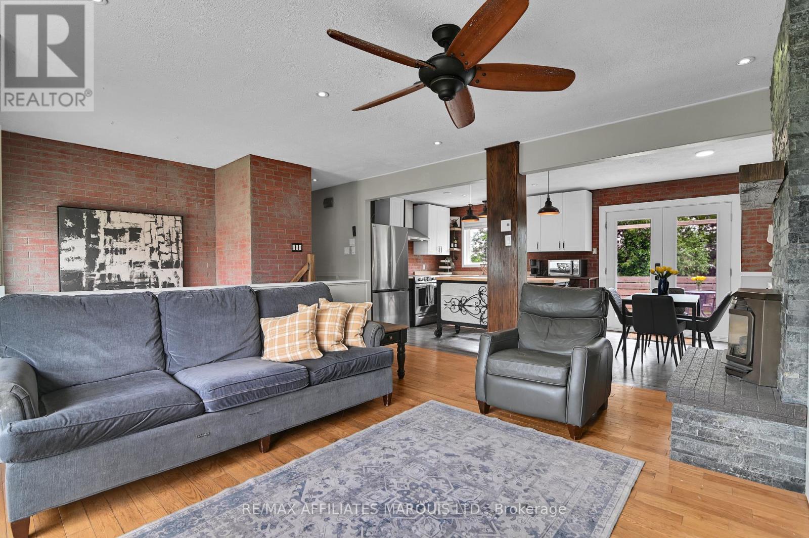 422 Hilbert Avenue, Cornwall, Ontario K6K 1H5 - Photo 5 - X13713468