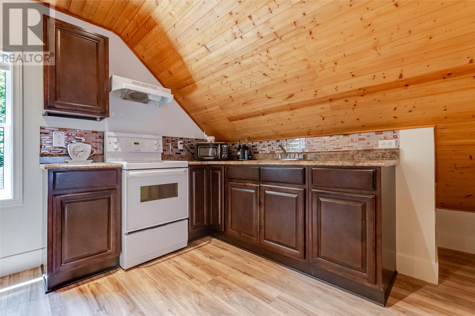 1833 Topsail Road, Paradise, Newfoundland & Labrador  A1L 1Y8 - Photo 27 - 1302362