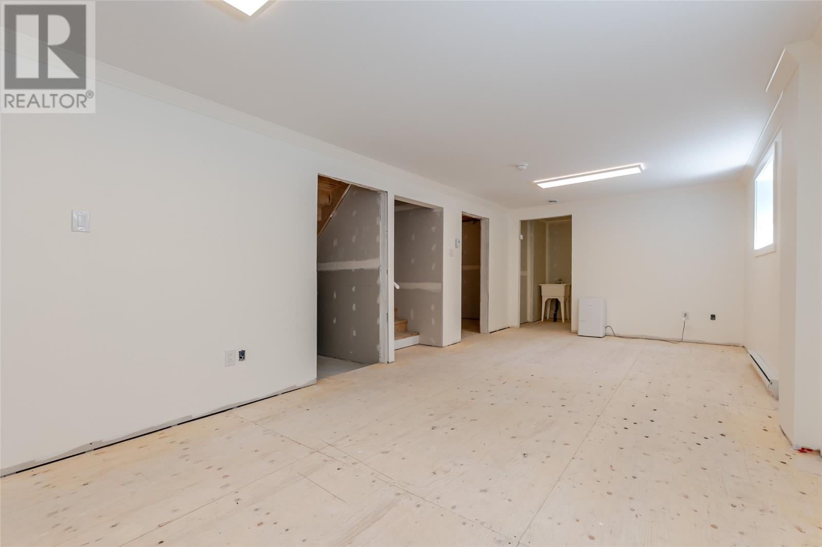 1833 Topsail Road, Paradise, Newfoundland & Labrador  A1L 1Y8 - Photo 32 - 1302362