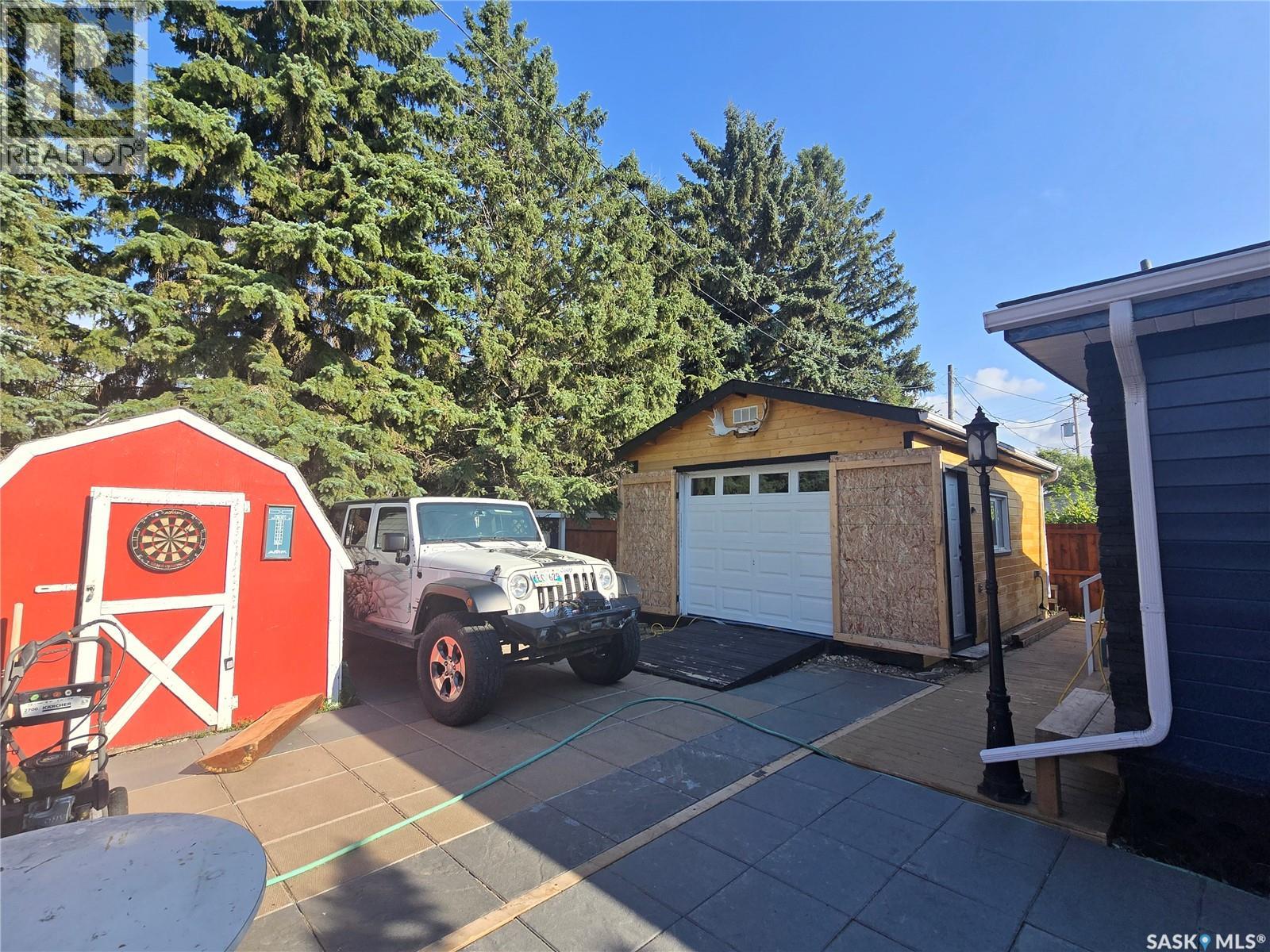 120 3rd Street W, Glenavon, Saskatchewan  S0G 1Y0 - Photo 75 - SK043214