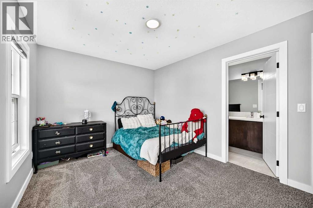 263 Chelsea Heath, Chestermere, Alberta  T1X 2N4 - Photo 24 - A2325000