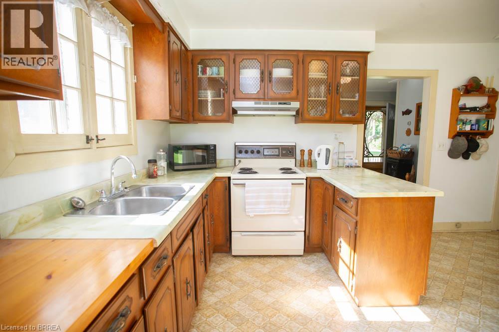 777 Rest Acres Road, Brantford, Ontario  N3T 0M9 - Photo 10 - 40858150