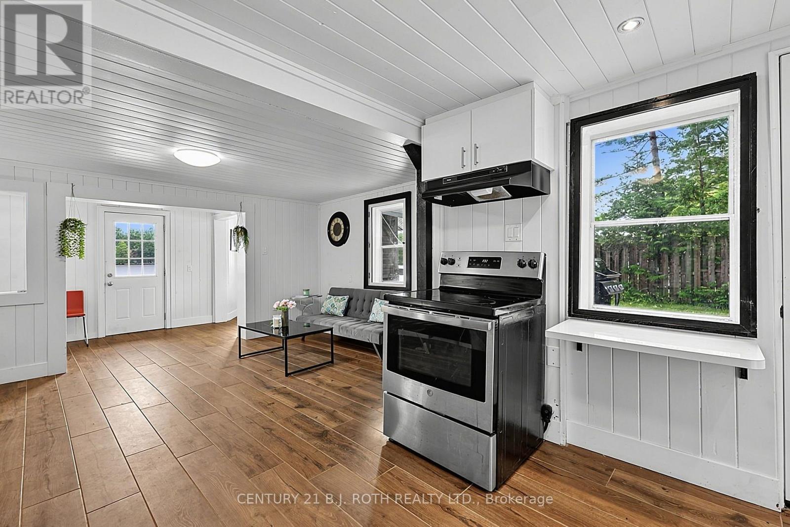 1100 Hewitt Street, Gravenhurst, Ontario  P1P 0C1 - Photo 30 - X13713488