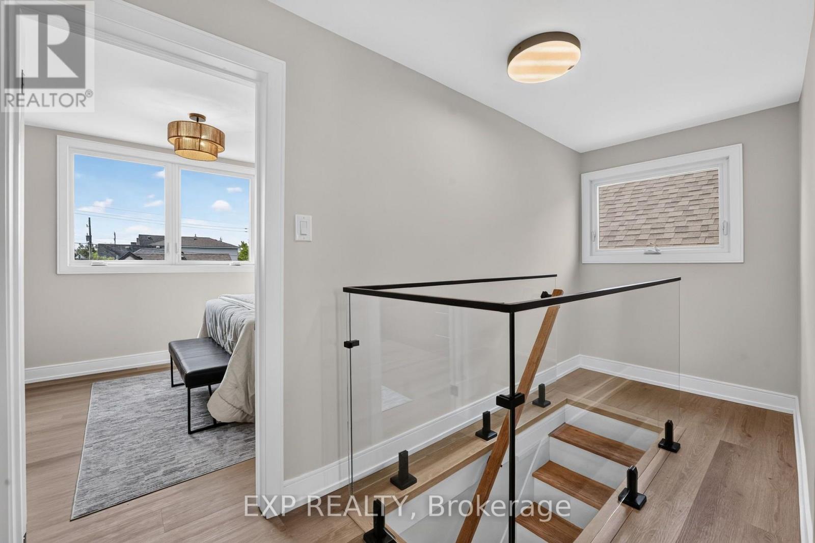 174 London Street N, Hamilton, Ontario  L8H 4C2 - Photo 28 - X13713536