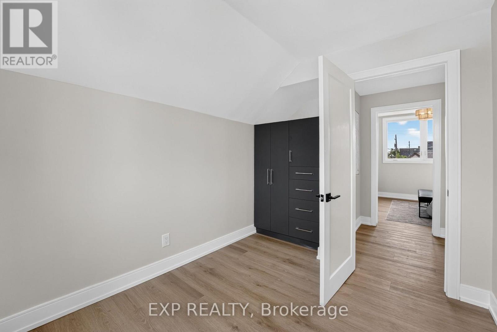 174 London Street N, Hamilton, Ontario  L8H 4C2 - Photo 41 - X13713536