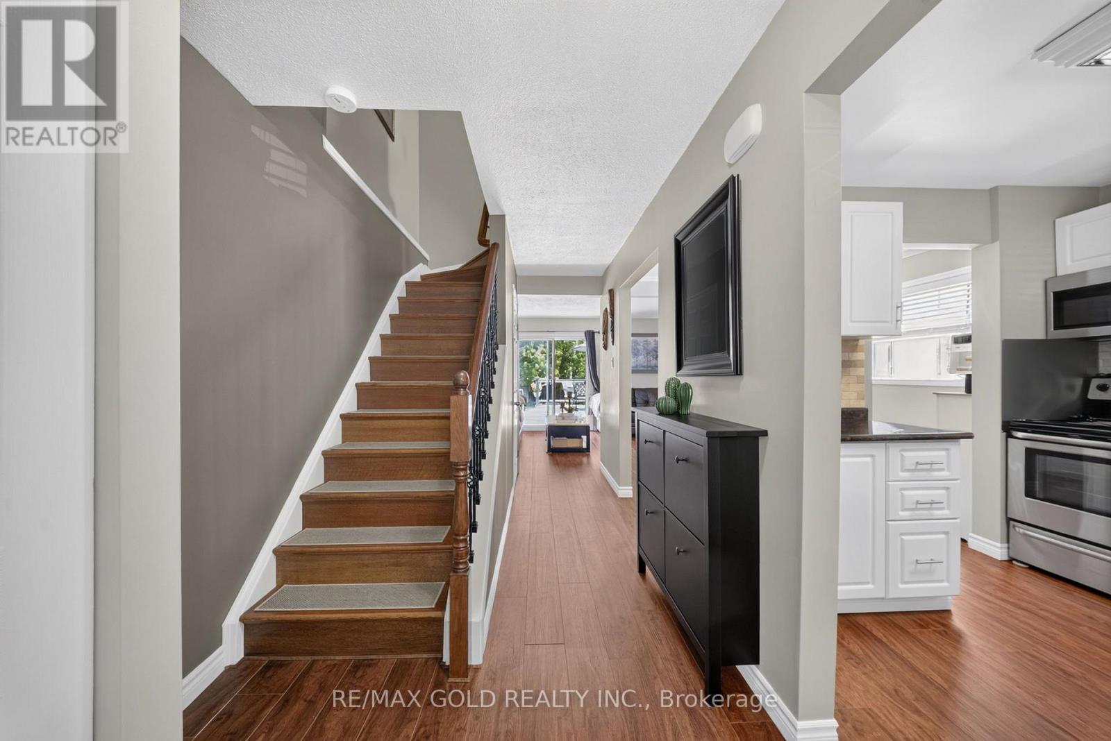 15 Jackman Drive, Brampton, Ontario  L6S 2L7 - Photo 5 - W13624694