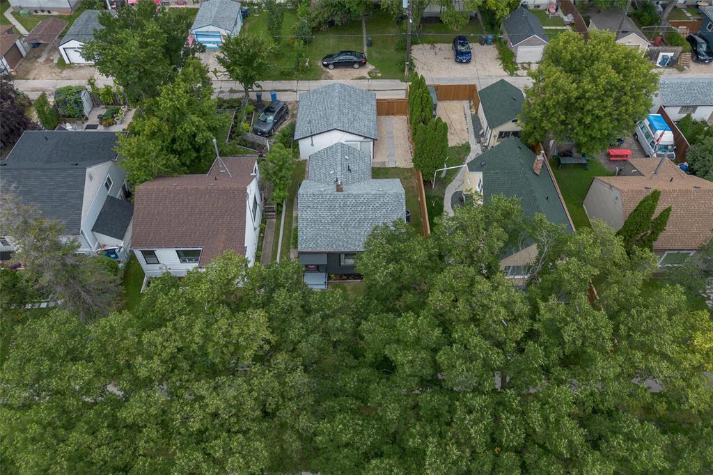 825 Lorette Avenue, Winnipeg, Manitoba  R3M 1V1 - Photo 30 - 202621403