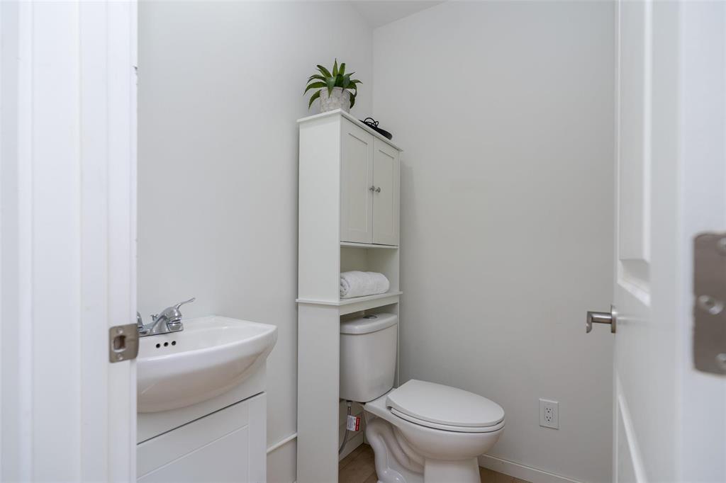 825 Lorette Avenue, Winnipeg, Manitoba  R3M 1V1 - Photo 19 - 202621403