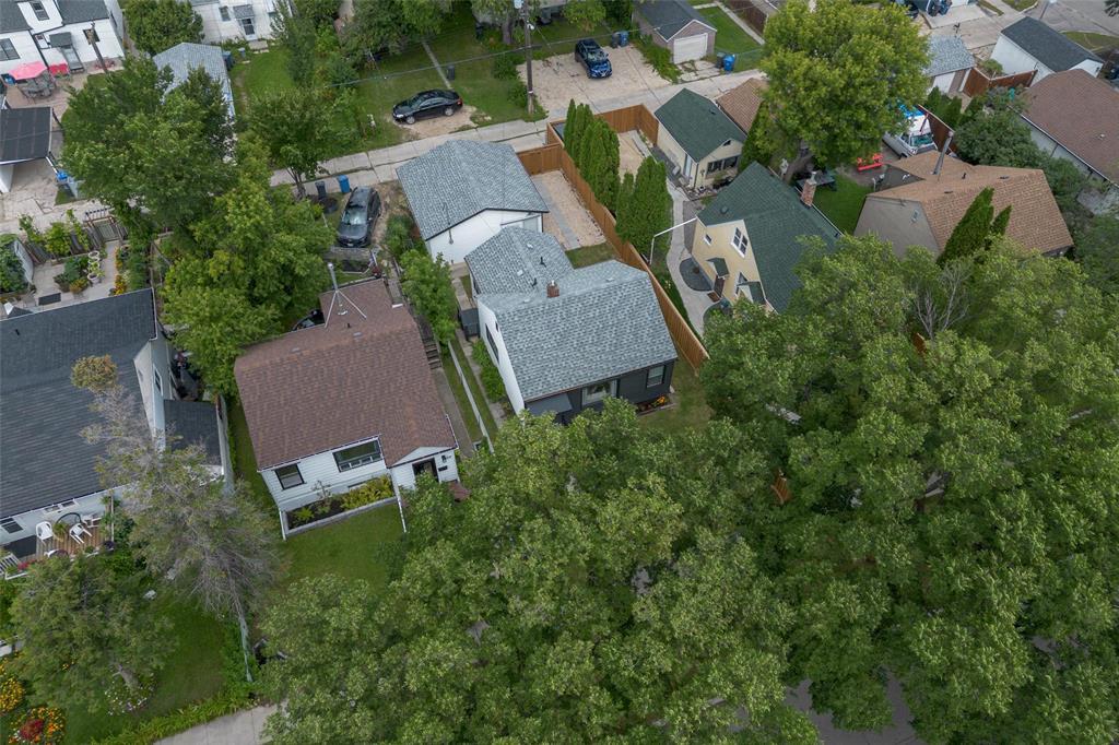 825 Lorette Avenue, Winnipeg, Manitoba  R3M 1V1 - Photo 29 - 202621403