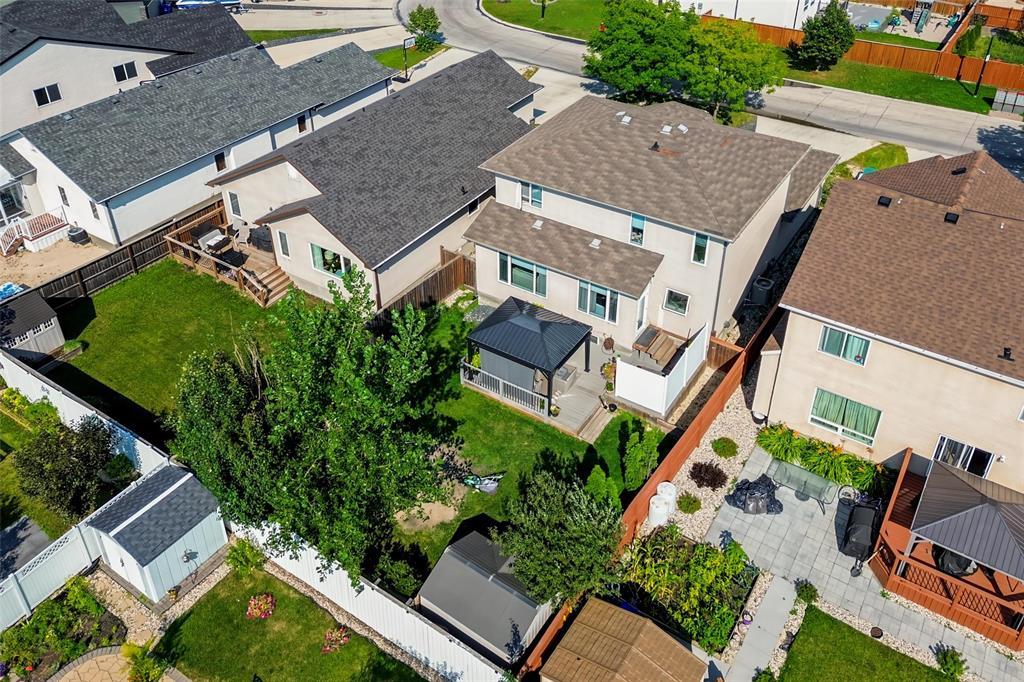 15 Helen Mayba Crescent, Winnipeg, Manitoba  R3W 0C4 - Photo 37 - 202621443