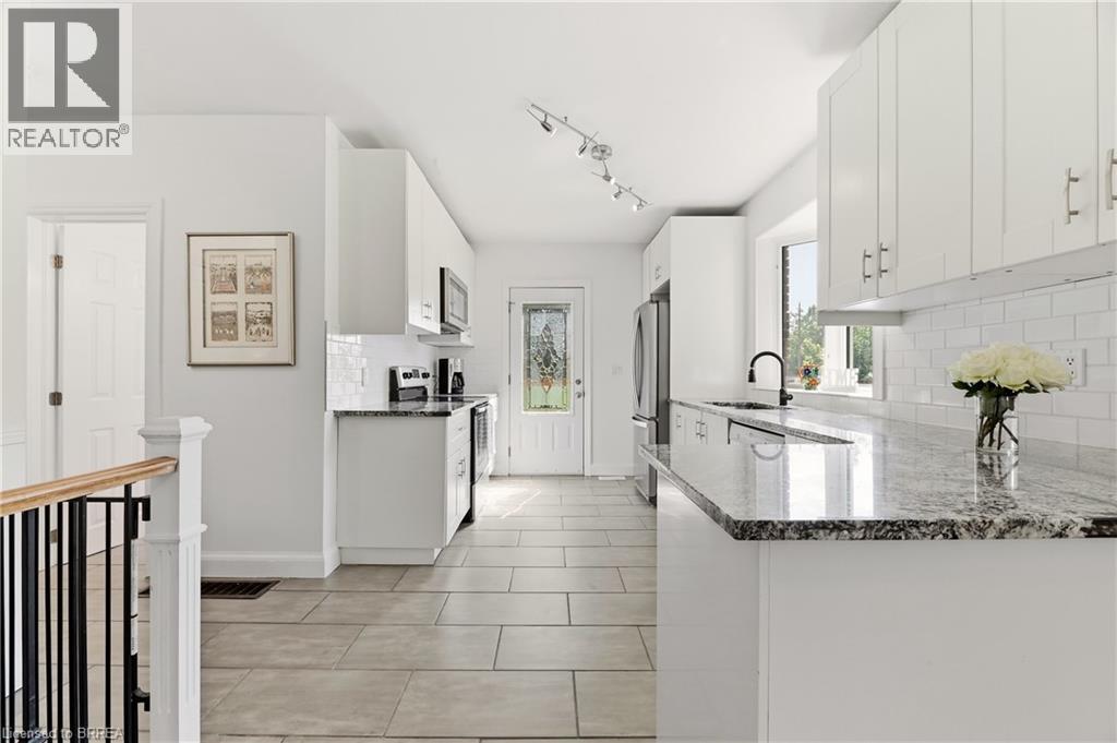 359 German School Road, Paris, Ontario  N3L 3E1 - Photo 9 - 40858147