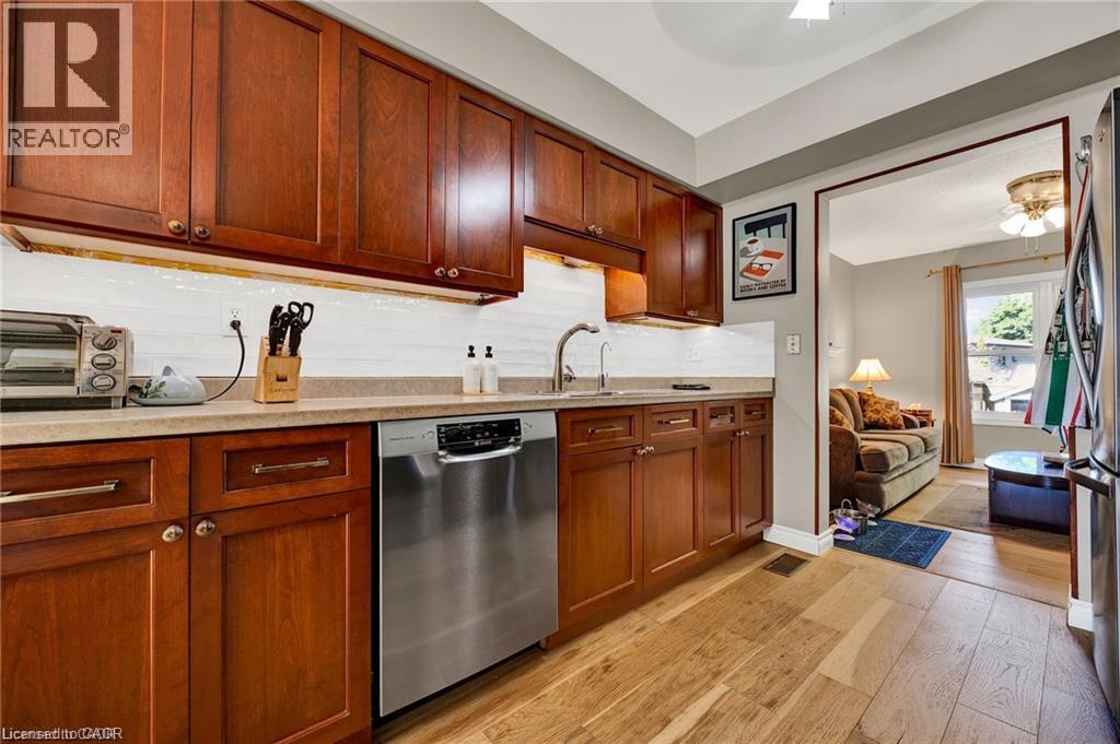 59 Burnham Court, Stratford, Ontario  N4Z 1H2 - Photo 6 - 40848064