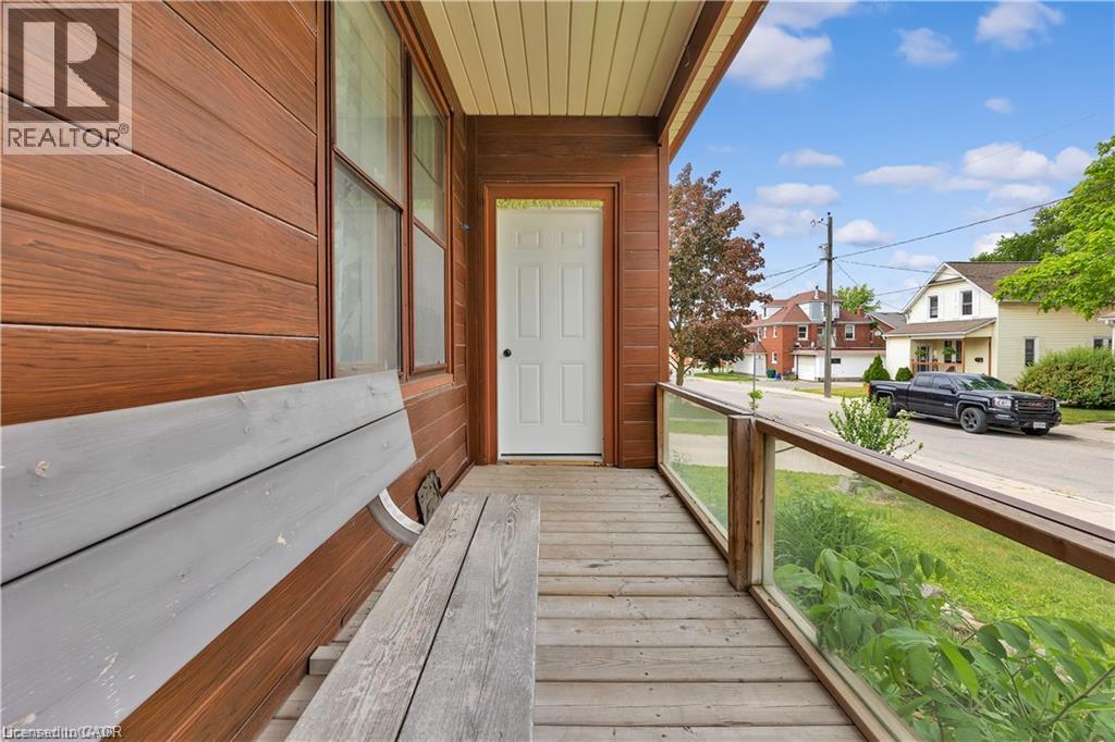 43 Henry Street, Kitchener, Ontario  N2G 1P4 - Photo 5 - 40848719