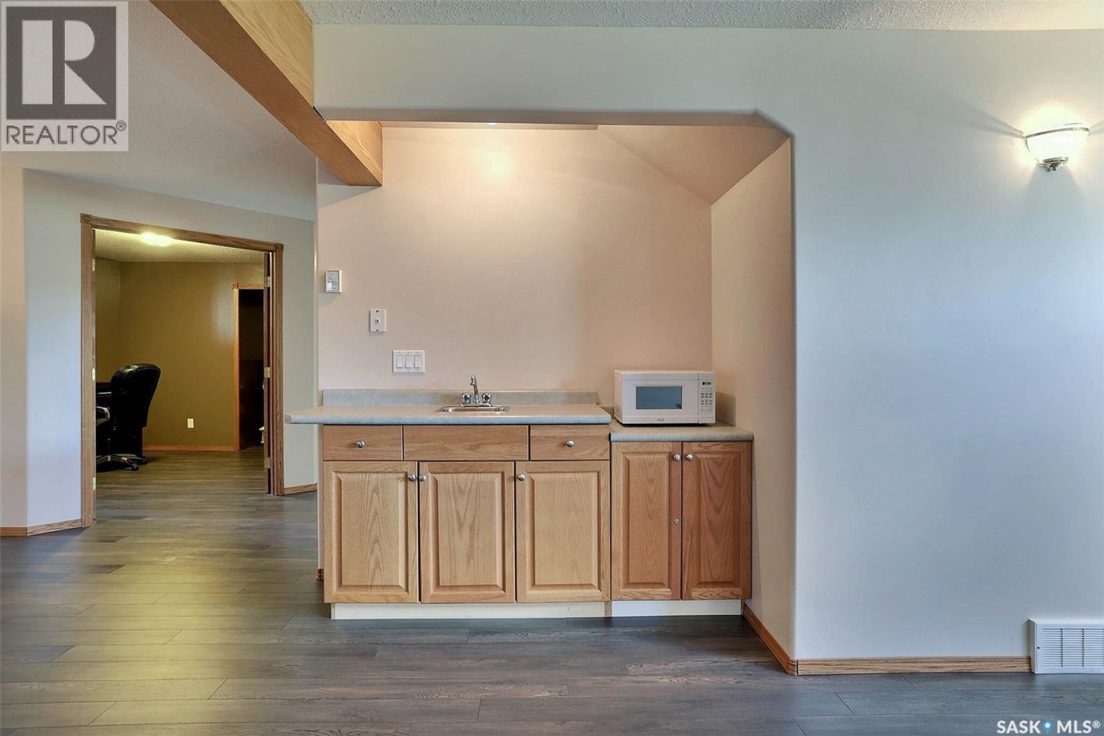 318 Hillside Crescent, Pilot Butte, Saskatchewan  S0G 3Z0 - Photo 28 - SK046636