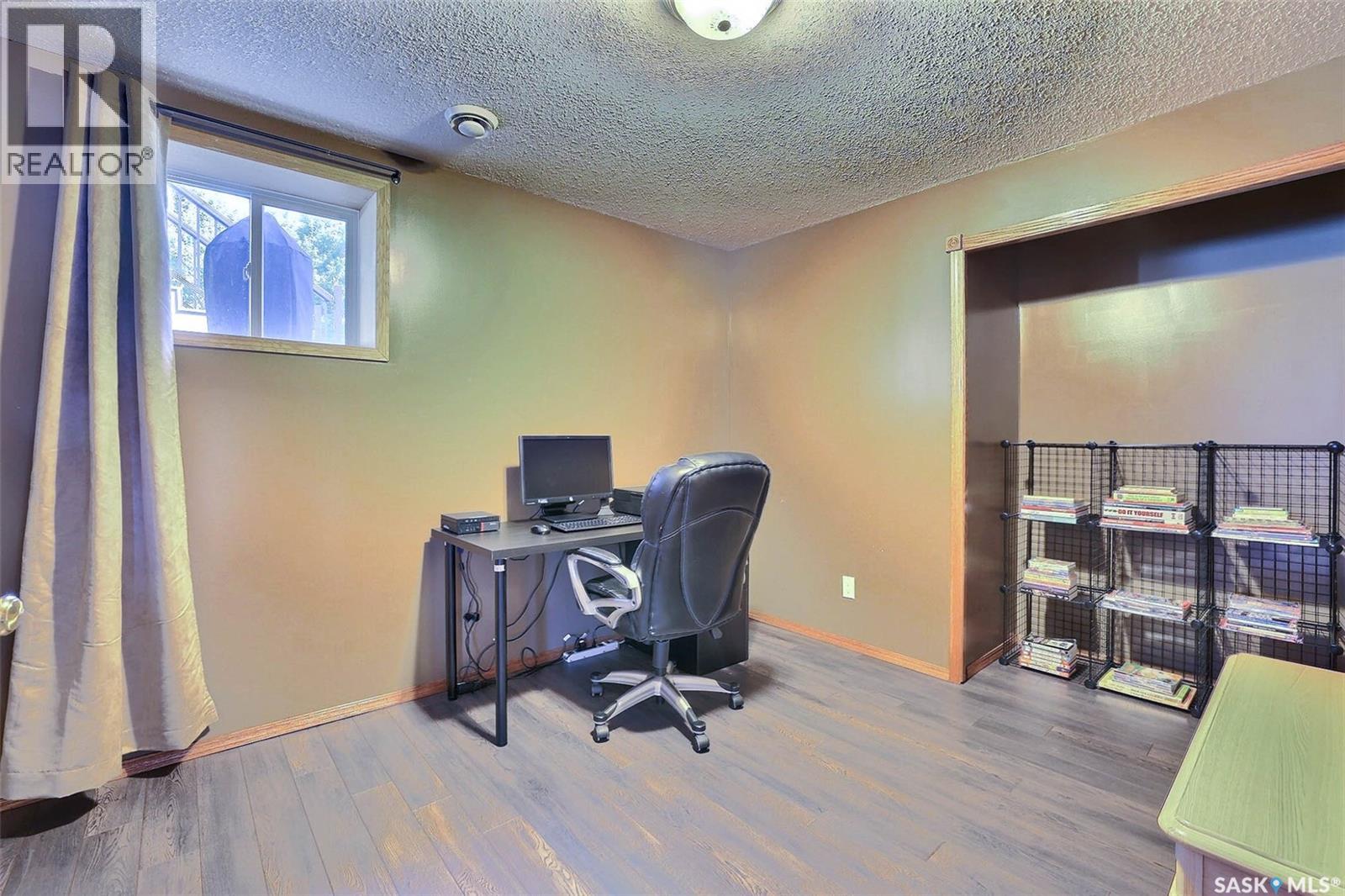 318 Hillside Crescent, Pilot Butte, Saskatchewan  S0G 3Z0 - Photo 30 - SK046636