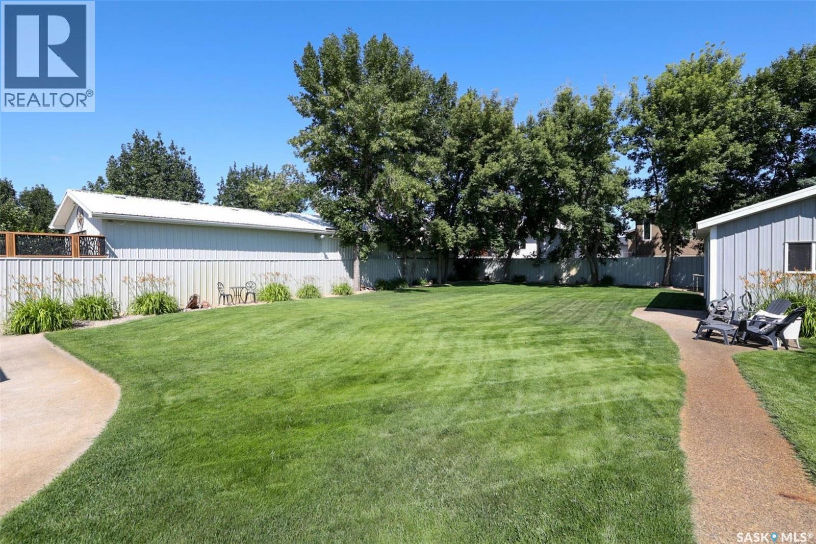 318 Hillside Crescent, Pilot Butte, Saskatchewan  S0G 3Z0 - Photo 39 - SK046636