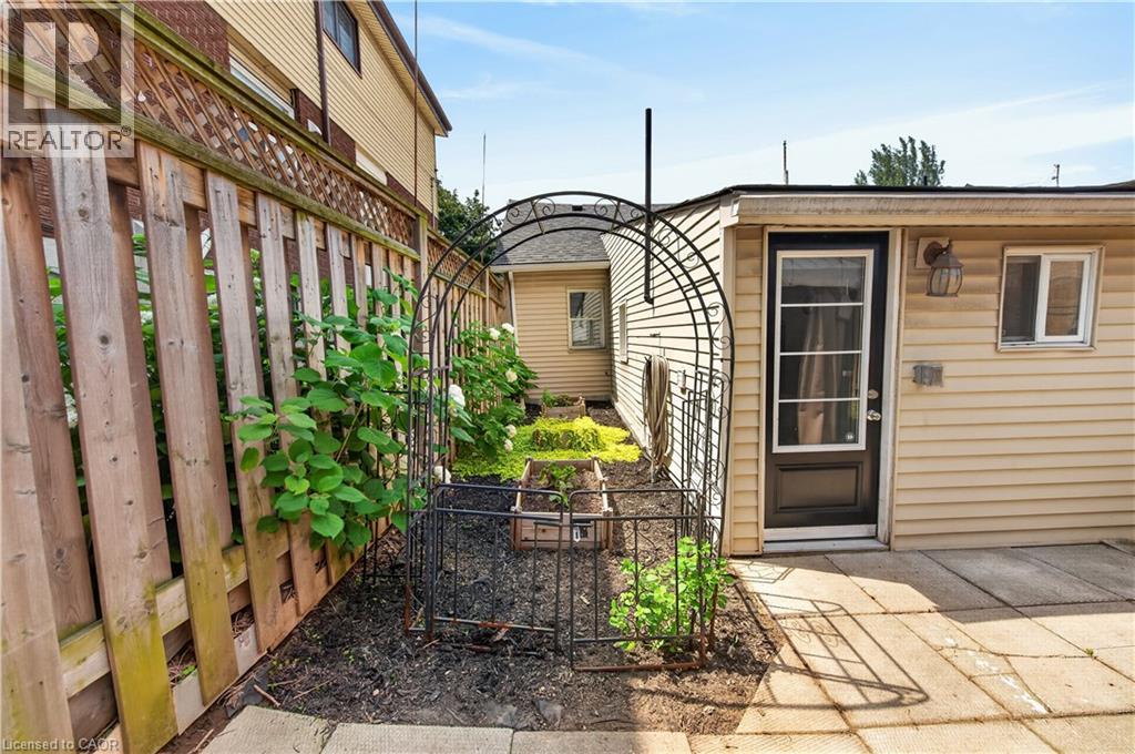 332 East Avenue N, Hamilton, Ontario  L8L 5J5 - Photo 24 - 40853429