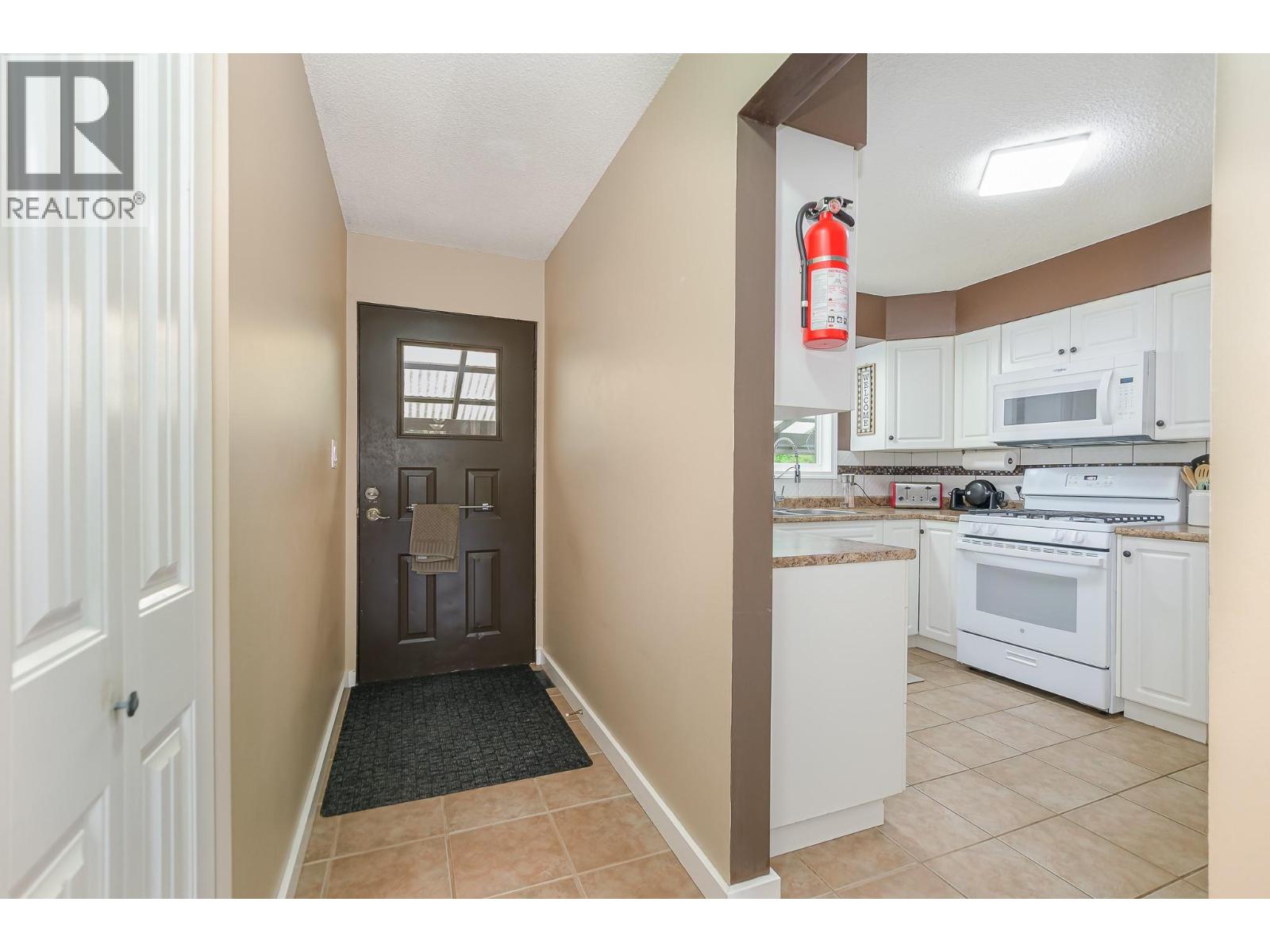 2651 Okanagan Avenue NE, Salmon Arm, British Columbia  V1E 2T2 - Photo 25 - 10396806
