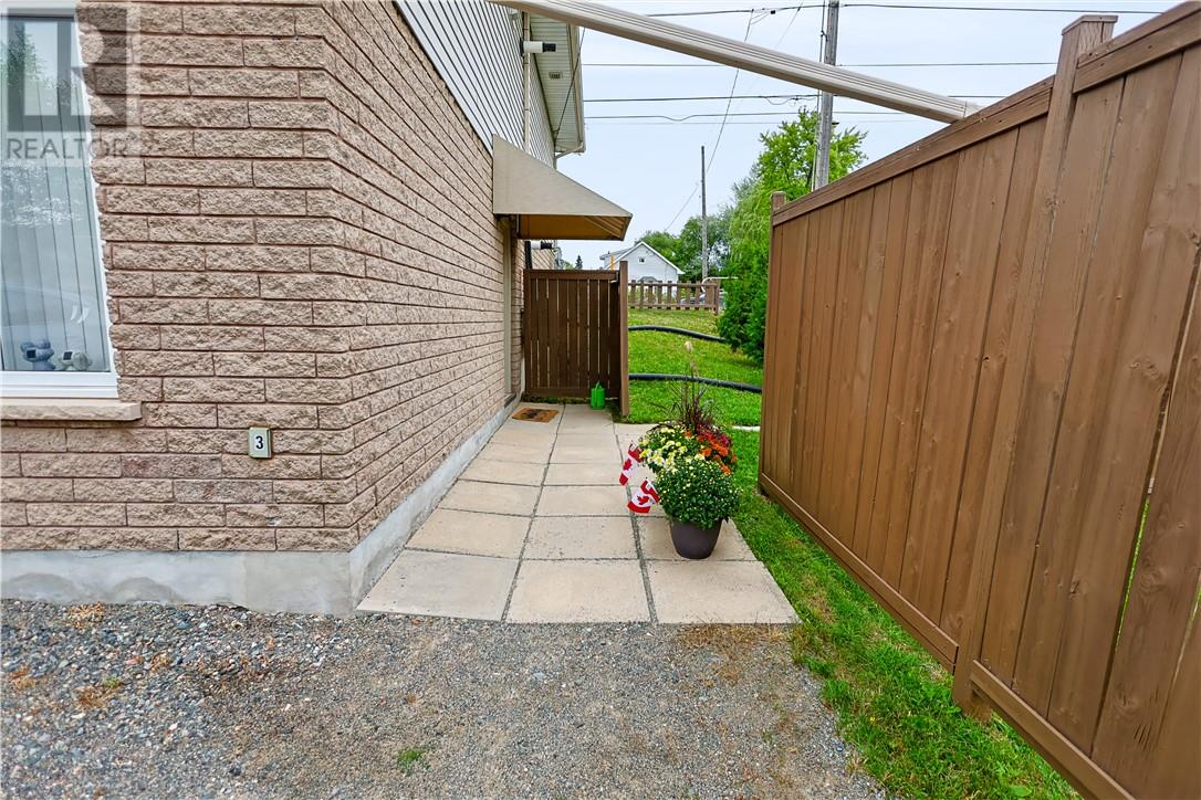 1130 & 1138 Mcallister Avenue, Greater Sudbury, Ontario  P3A 2Y8 - Photo 10 - 2129960