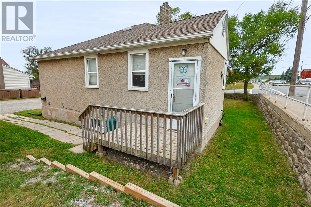 1130 & 1138 Mcallister Avenue, Greater Sudbury, Ontario  P3A 2Y8 - Photo 19 - 2129960