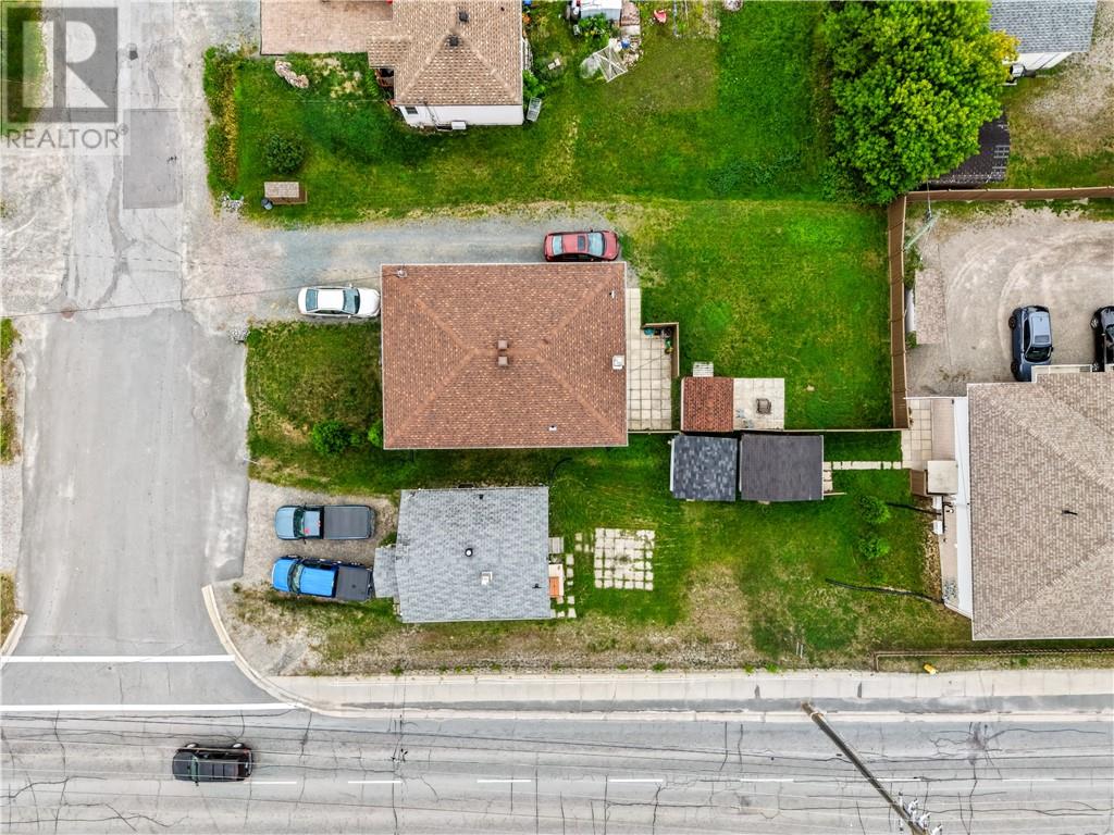 1133 Martin Avenue, Greater Sudbury, Ontario  P3A 2Z5 - Photo 4 - 2129957