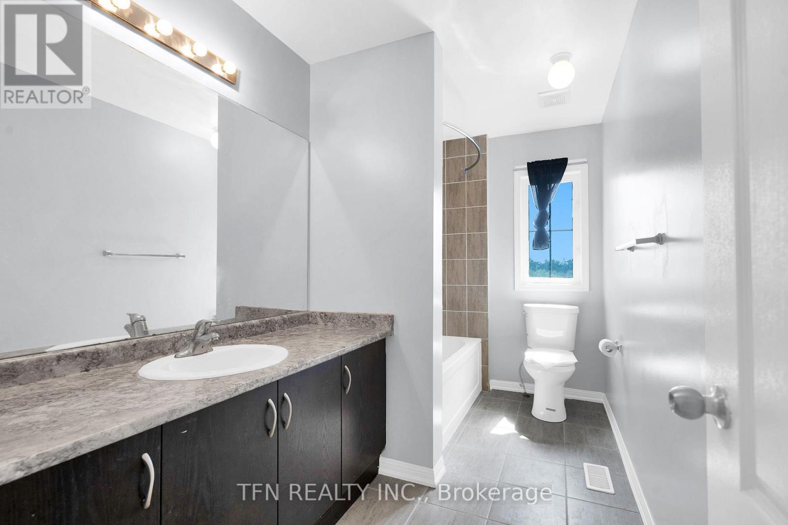 24 Don Hadden Crescent, Brock, Ontario  L0C 1H0 - Photo 32 - N13702960