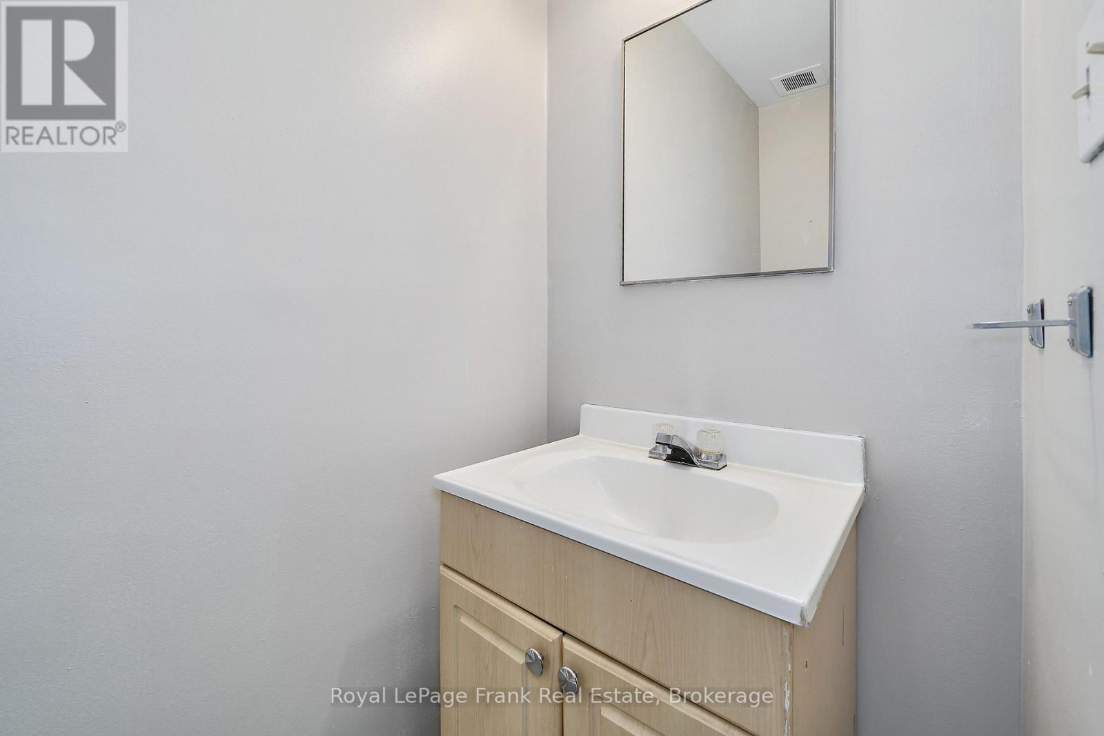 39 - 321 Blackthorn Street, Oshawa, Ontario  L1K 1L3 - Photo 4 - E13713636