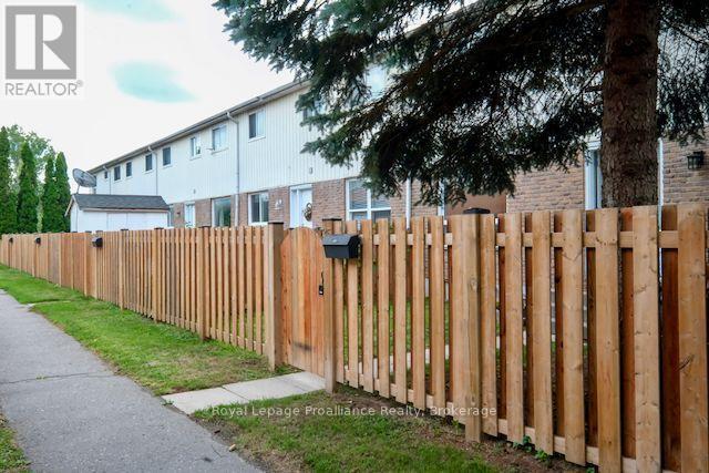 35 - 19 Tracey Park Drive, Belleville, Ontario K8P 4R4 - Photo 28 - X13713728