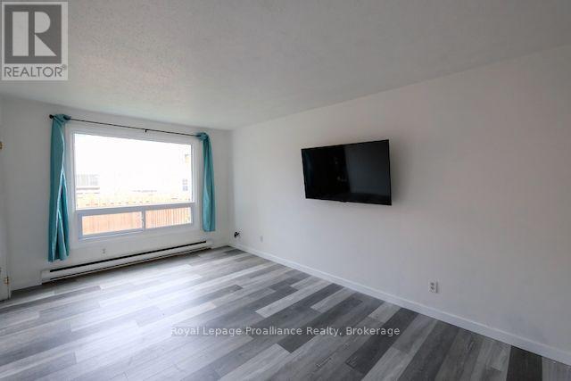35 - 19 Tracey Park Drive, Belleville, Ontario K8P 4R4 - Photo 6 - X13713728
